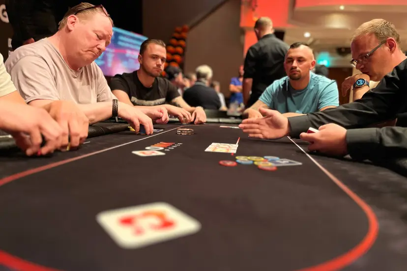 06- ONK Poker