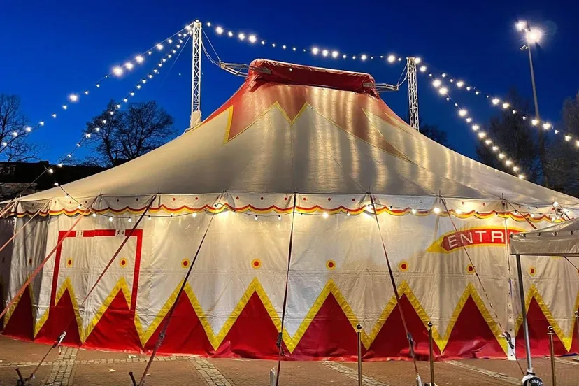 circus magical world of circus