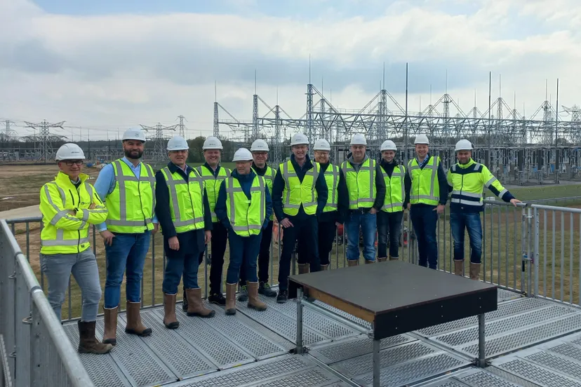 delegatie hoogspanningsstation maasbracht