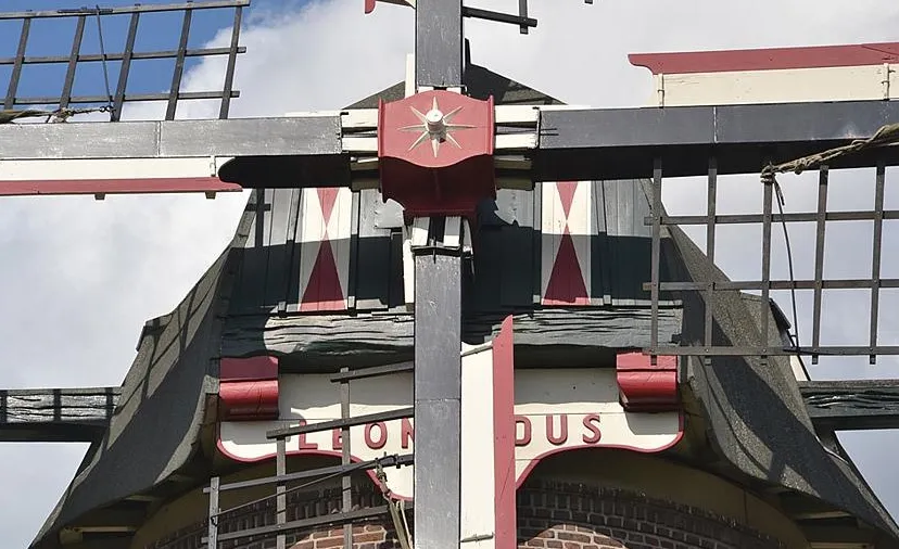 foto leonardusmolen maasbracht van rob pols 1