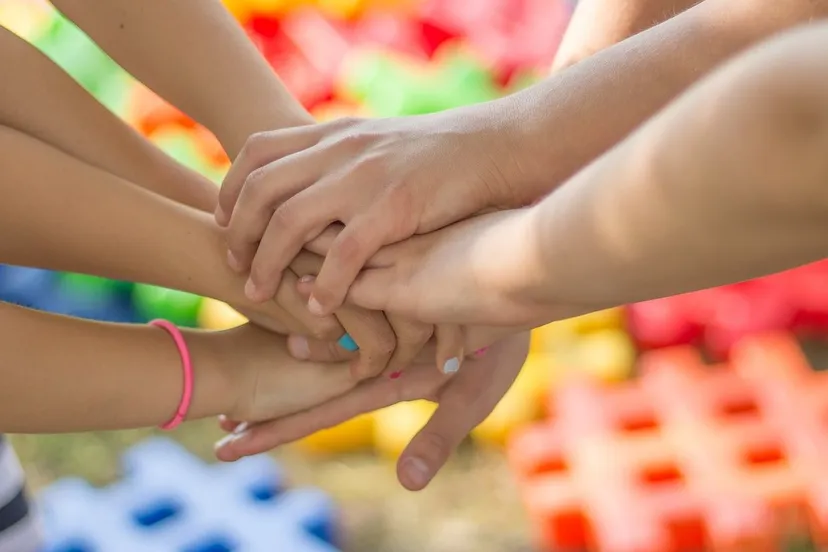 team 1381084 1280 meedoen handen pb 1