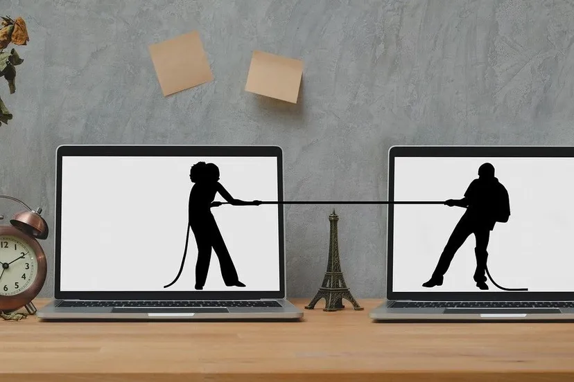 scheiding silhouette 5726230 1280 1