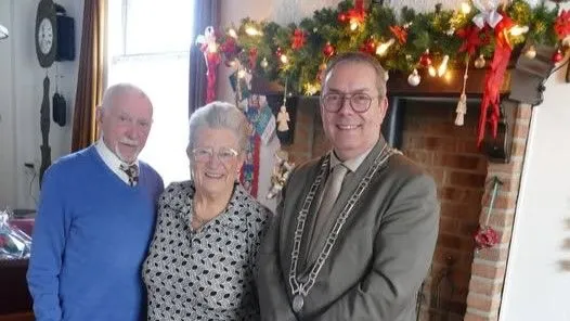 60 jaar getrouwd nelissen schuren uit linne 1fb