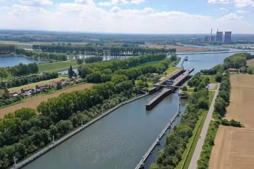 sluis heel tcm26 343853 rijkswaterstaat flying eyeeu 1