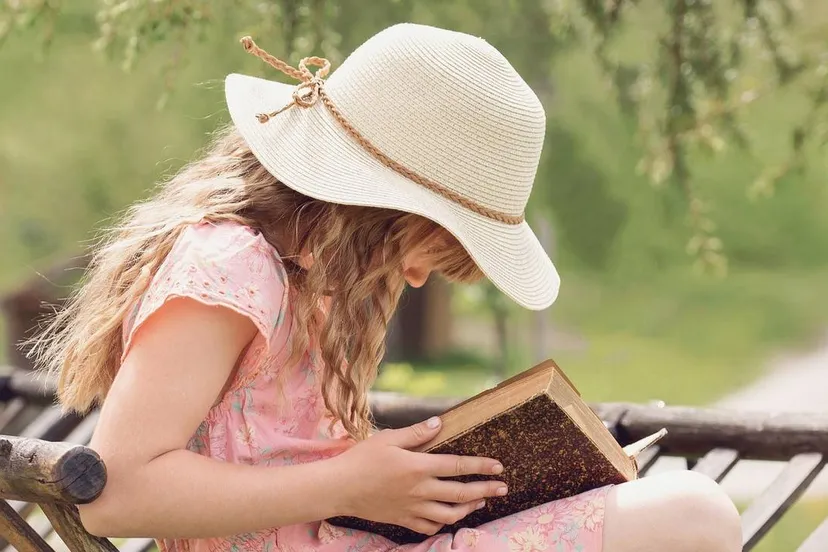 lezen child 857021 1920 pezibear