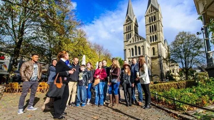 stadswandeling roermond 14366685560070861432 vvv 1