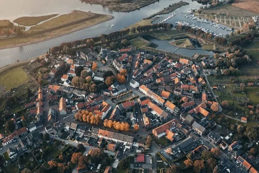 @michielpieters via @HartvanLimburg MvdG  Stevensweert-2