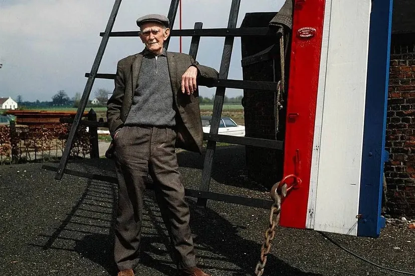 pb-hkl-1980-lei-van-de-winkel-foto-arie-de-koning-collectie-de-hollandsche-molen-68ca78f9a6b58-1