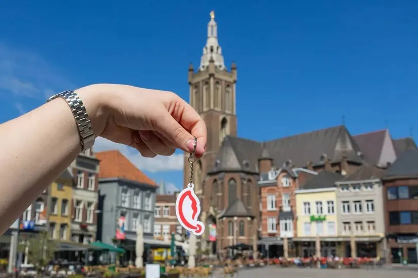 foto-sleutelhanger-roermondje-markt-weareroermond-6a00cc965ae04