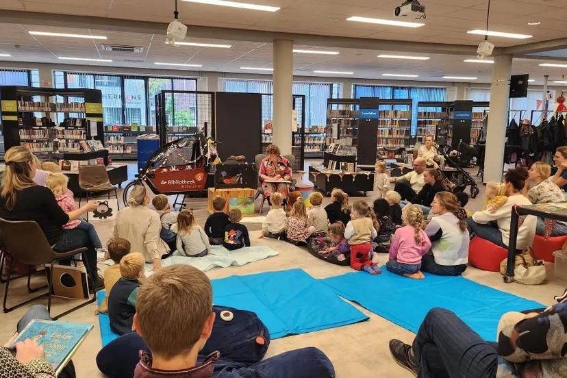 De verhalenfiets van Bibliocenter in de Bibliotheek-1