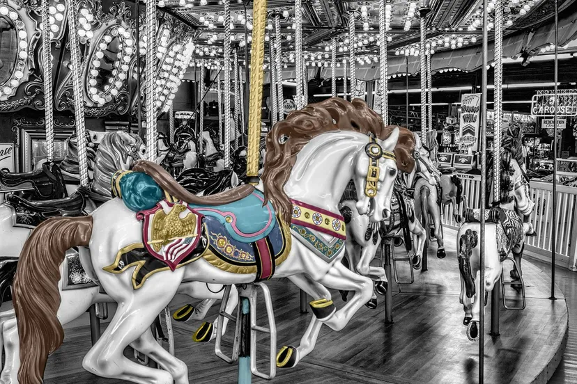 carousel 168125 1280