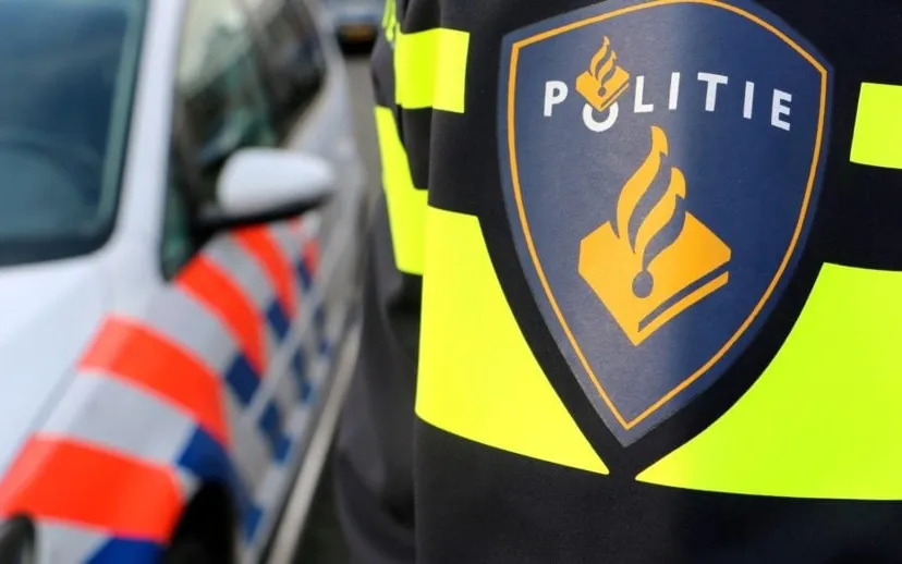 politie bij auto 2 915x518 1