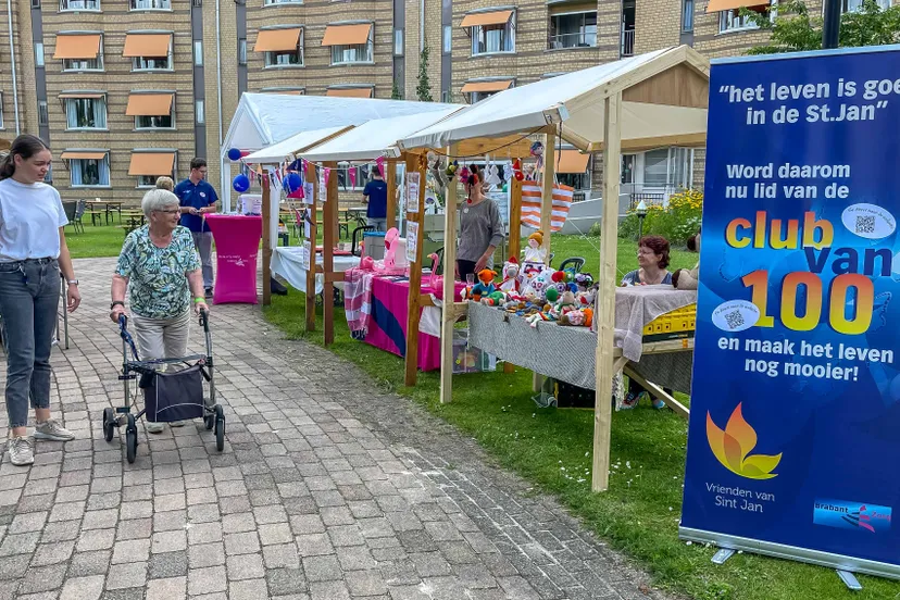 veel bezoekers bij zomerprogramma zorgcentrum sint jan foto peter noy