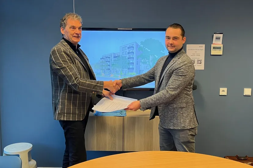 ondertekening violier en kloosterstraat jan van vucht en vincent hendriks