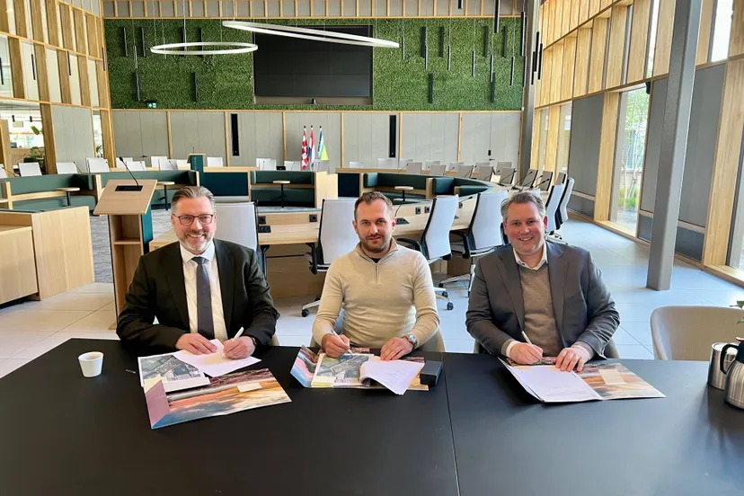 tekenen intentieovereenkomst woningbouw volkelseweg uden