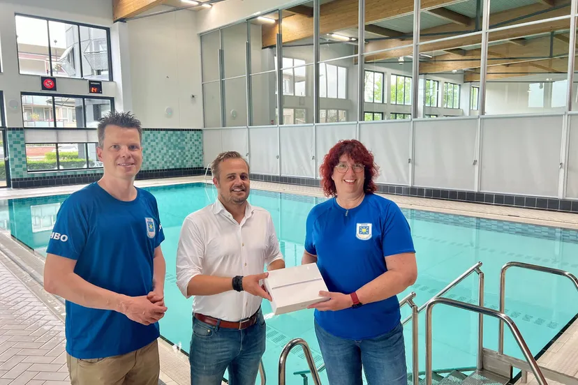 gijs ipad zwemvereniging