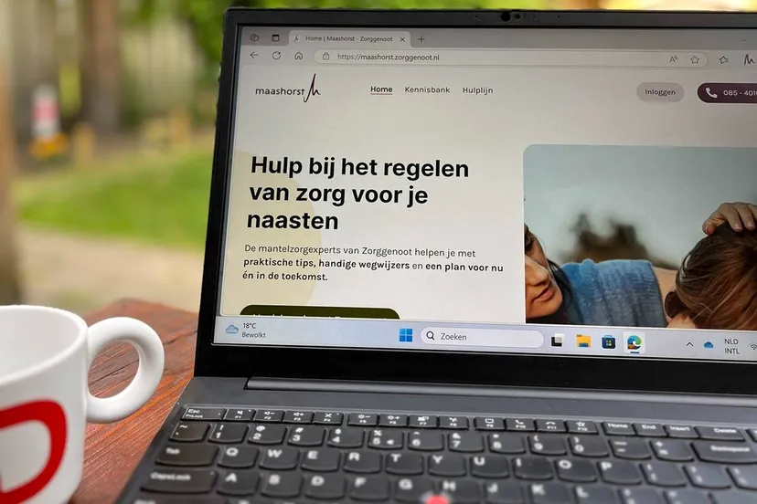 20250520 persbericht Zorggenoot foto site op laptop