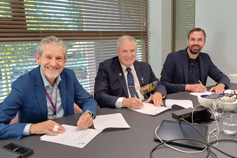 20250930 Installatie consul oorlogsgraven