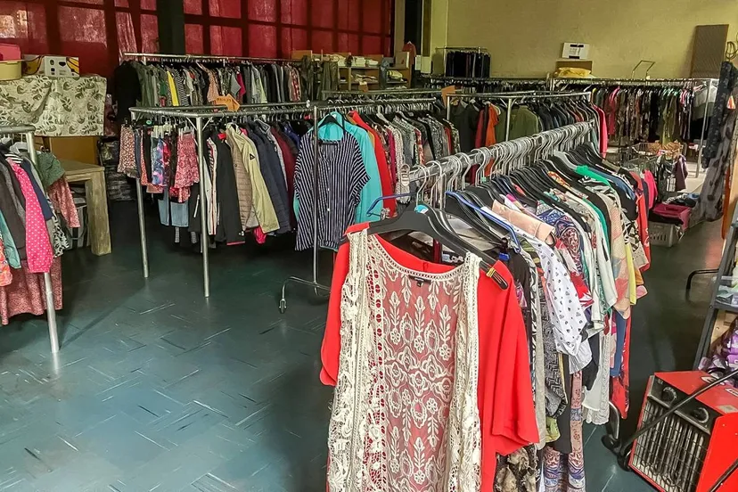 01. Kledingbeurs Caritas Uden (19 oktober 2025)