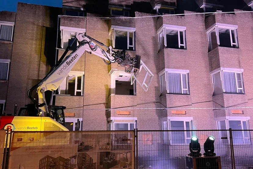 01 04 2022 kloosterkwartier start sloop zigzag gebouw 03