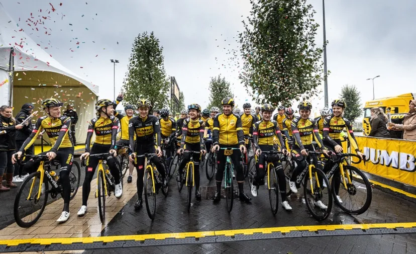 01 jumbo fietstocht