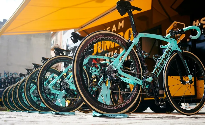01 jumbo trots op nieuwe vrouwenploeg team jumbo visma