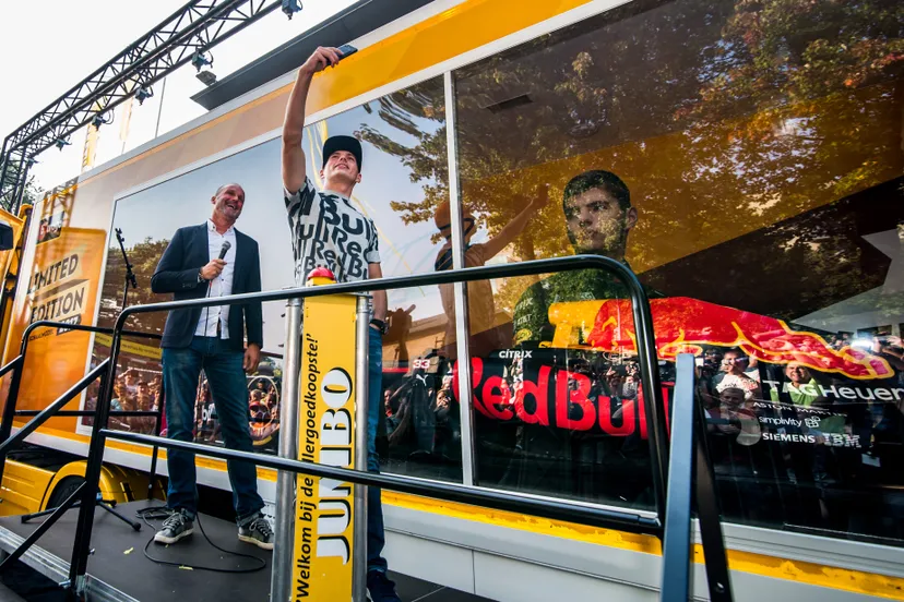 03 hilversum loopt uit voor max verstappen