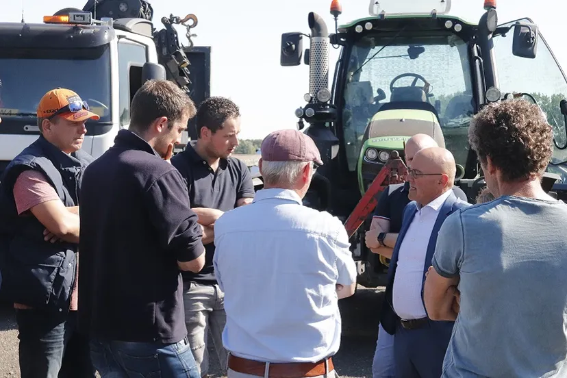 04 07 2022 boeren in gesprek met burgemeester 01