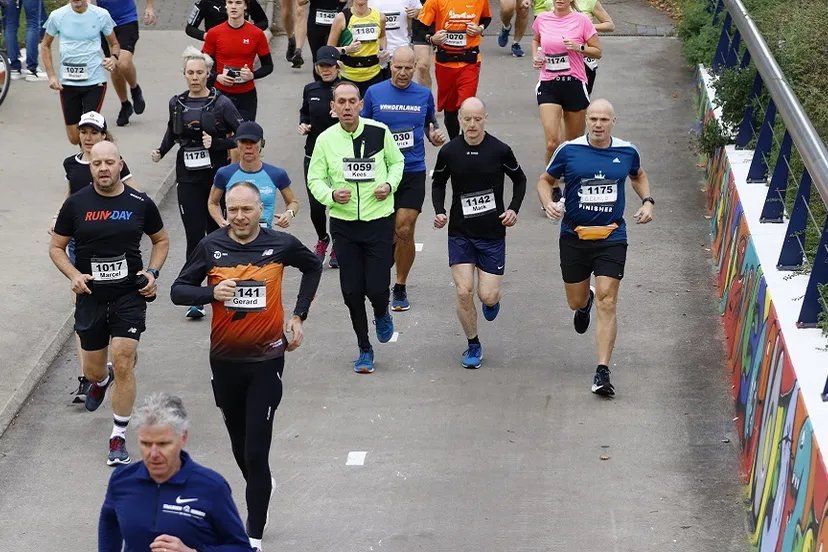 06 11 2022 krollenloop 042