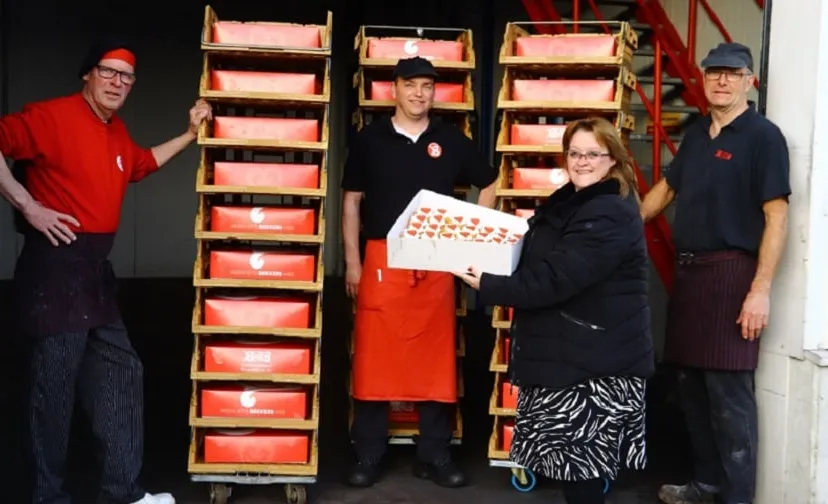 07 04 2020 1500 cupcakes voor bernhoven 896x504