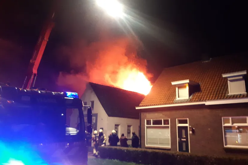 07 11 2019 brand rembrandtlaan veghel 06