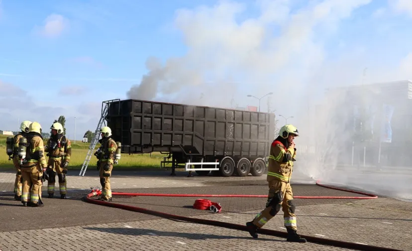 11 06 2021 vrachtwagenbrand 1