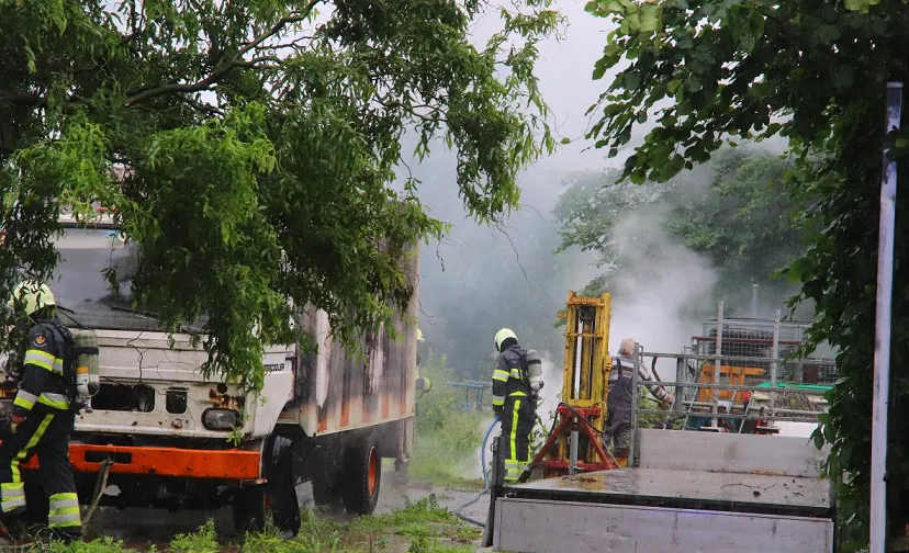 12 06 2019 vrachtwagenbrand zijtaart 896x504