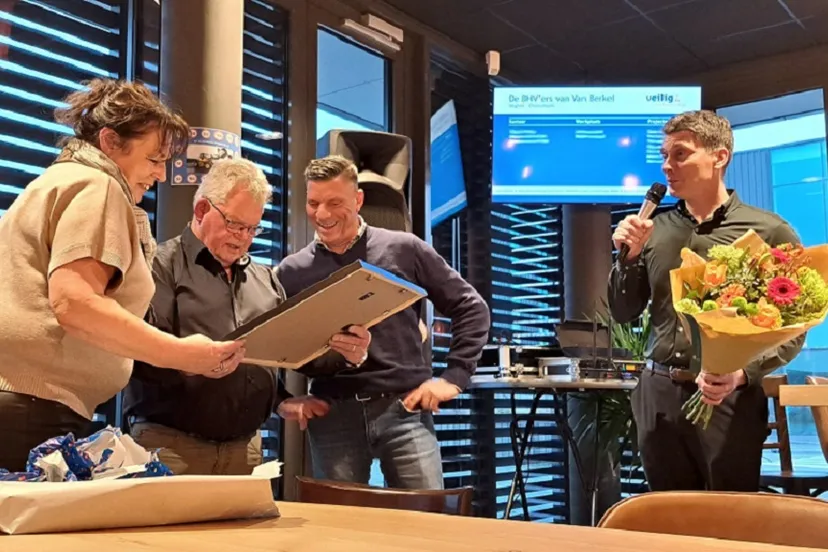 14 02 2023 jan vd oetelaar jaar in dienst bij van berkel