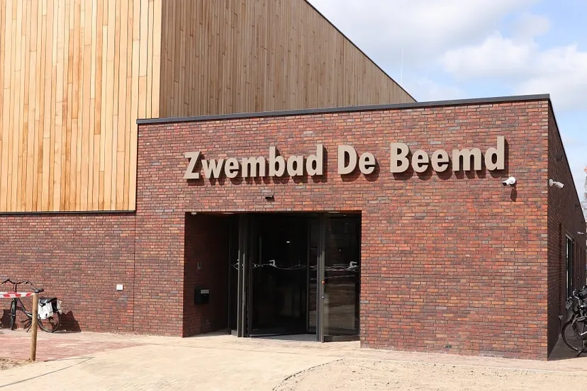 15 04 2023 zwembad de beemd 01