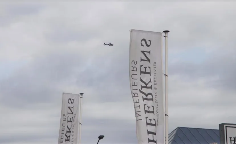15 06 2021 zoketocht met politieheli in heeswijk dinther
