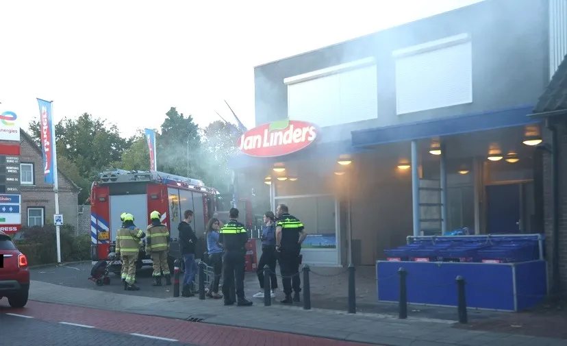 16 10 2022 supermarkt erp vol rook 01