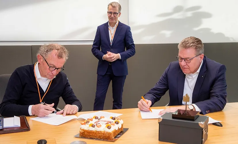211129 ondertekening contract vanderlande scbv theater de blauwe kei van der lande 03