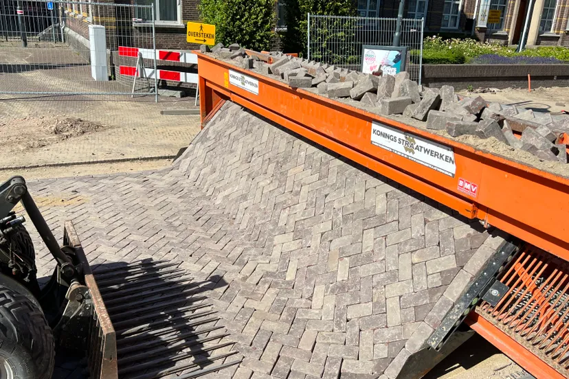 22 06 2022 straatwerk deken van miertstraat 02