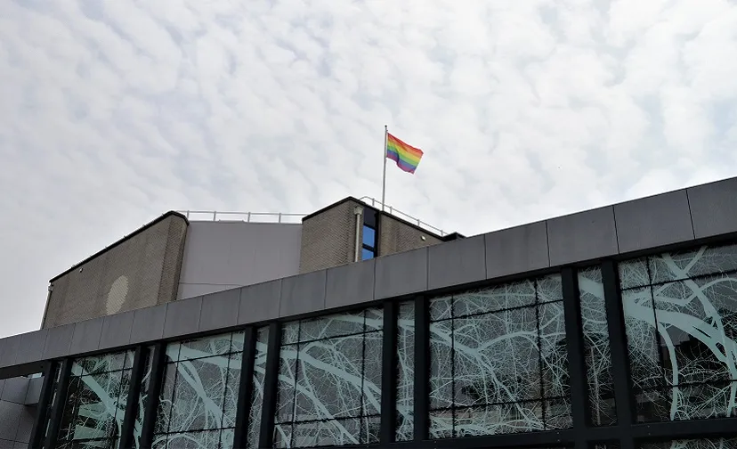 27 06 2021 regenboogvlag stadhuis