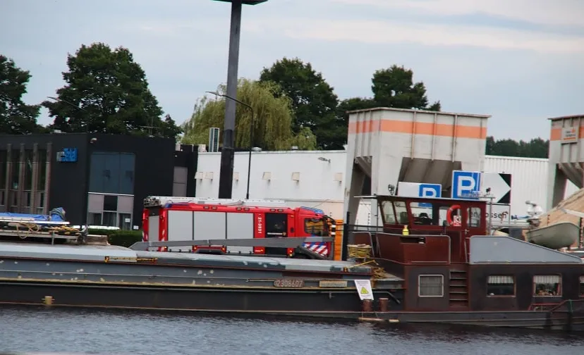 27 07 2021 gaslucht in ruim van schip 05