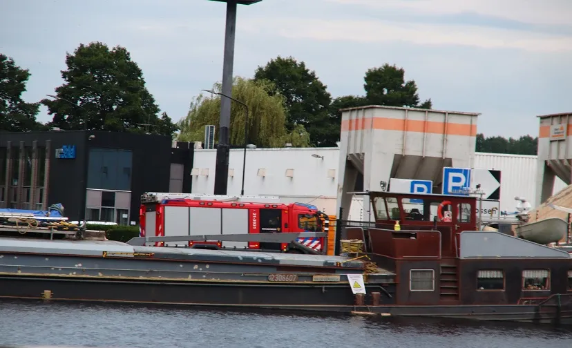 27 07 2021 gaslucht in ruim van schip 05