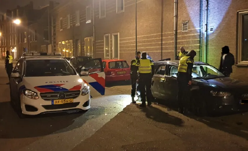 31 12 2020 auto verwoest door vuurwerk 1