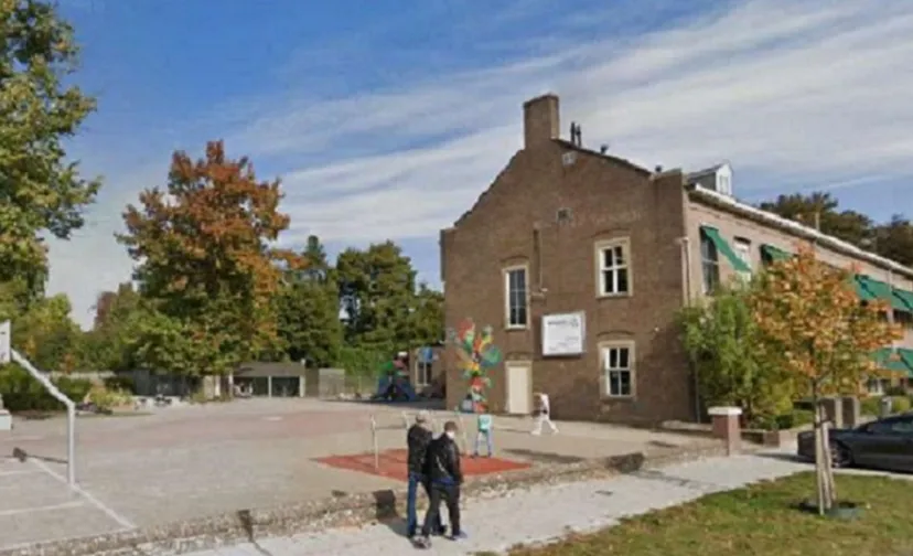 bernadetteschool page 001