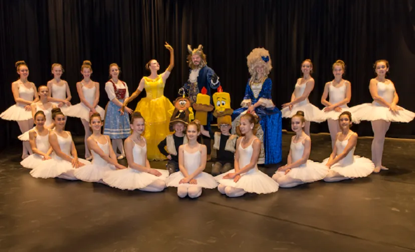 dansvoorstelling belle en het beest phoenix cultuur 896x504