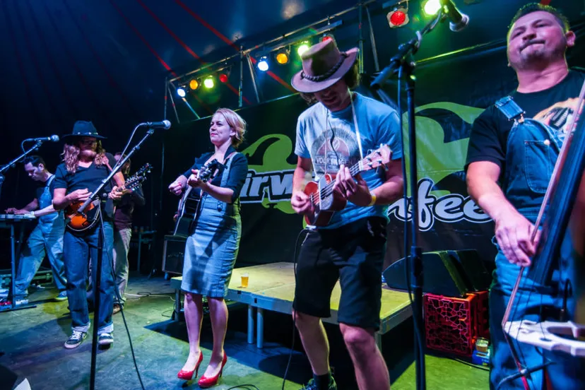 hillbilly hayrid live 1024x576