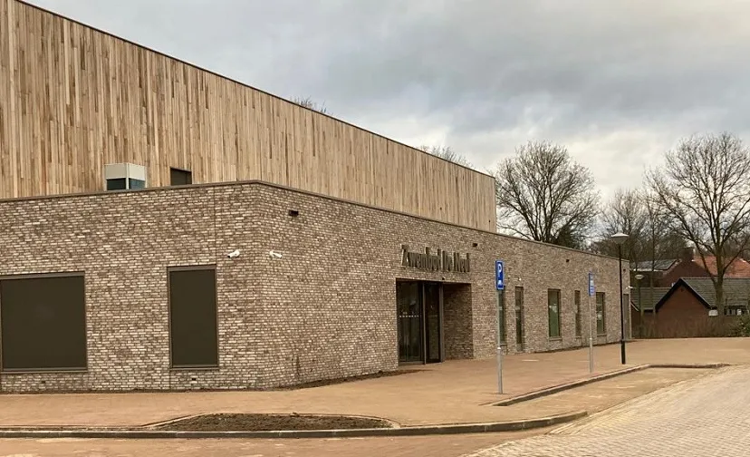 nieuwe zwembad de neul