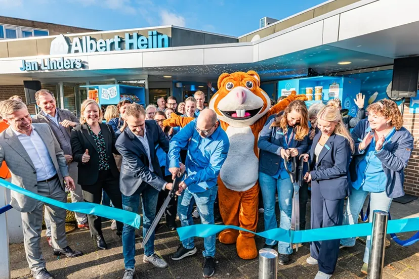 officieleopeningalbertheijnjanlindersdeboektveghel15november2023foto albertheijnthearrows