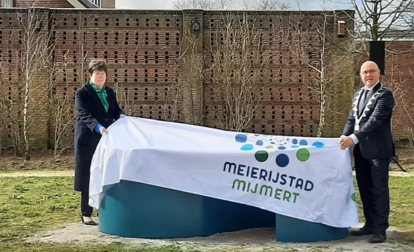 onthulling mijmerplek 1