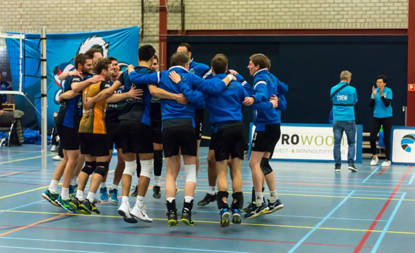 skunk heren 1 896x504